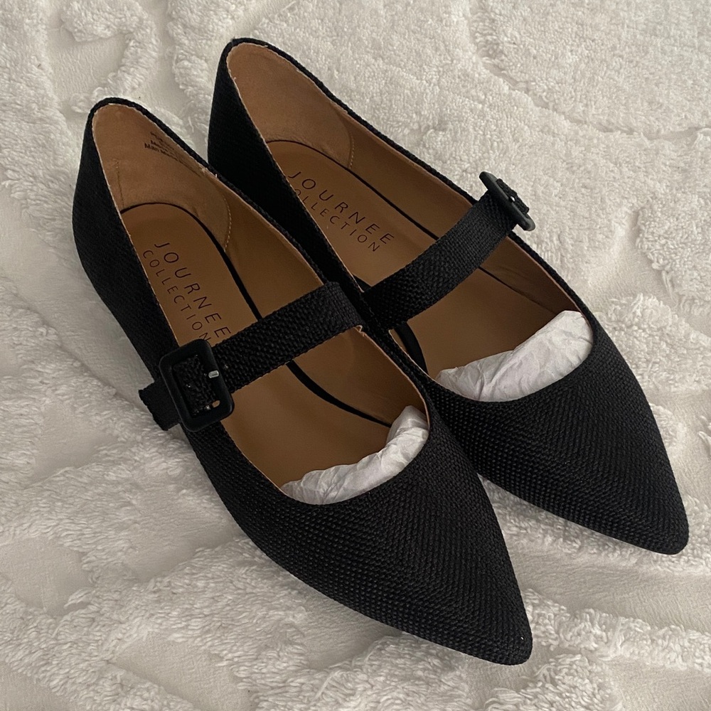 Journee Collection Black Mary Jane Flats. Brand New